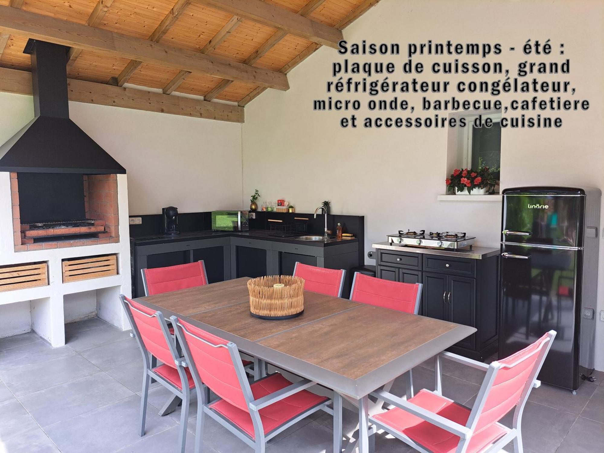 Chambre D Hote La Riviere 45M2 Jardin Et Piscine エグファイユ・ドニ エクステリア 写真